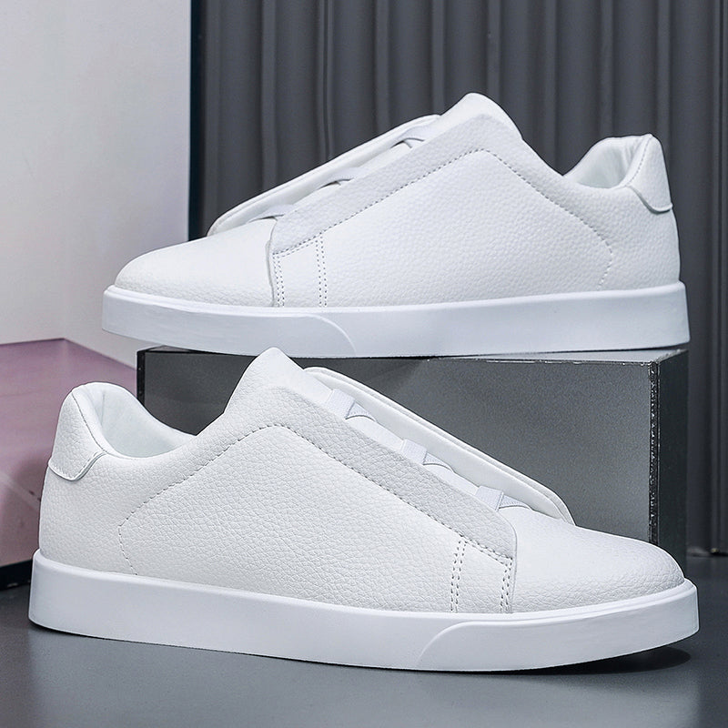 Minimalist Slip-On Sneakers for Men & Women – Lightweight Casual Leather Shoes for Daily Wear.Clean design. Everyday comfort. Effortless style.