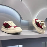 Men & Women Casual Sneakers – Lightweight Platform Shoes for Daily Wear.Comfort meets style — designed for everyday walking, commuting, and casual outfits.