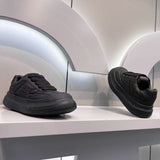Men & Women Casual Sneakers – Lightweight Platform Shoes for Daily Wear.Comfort meets style — designed for everyday walking, commuting, and casual outfits.