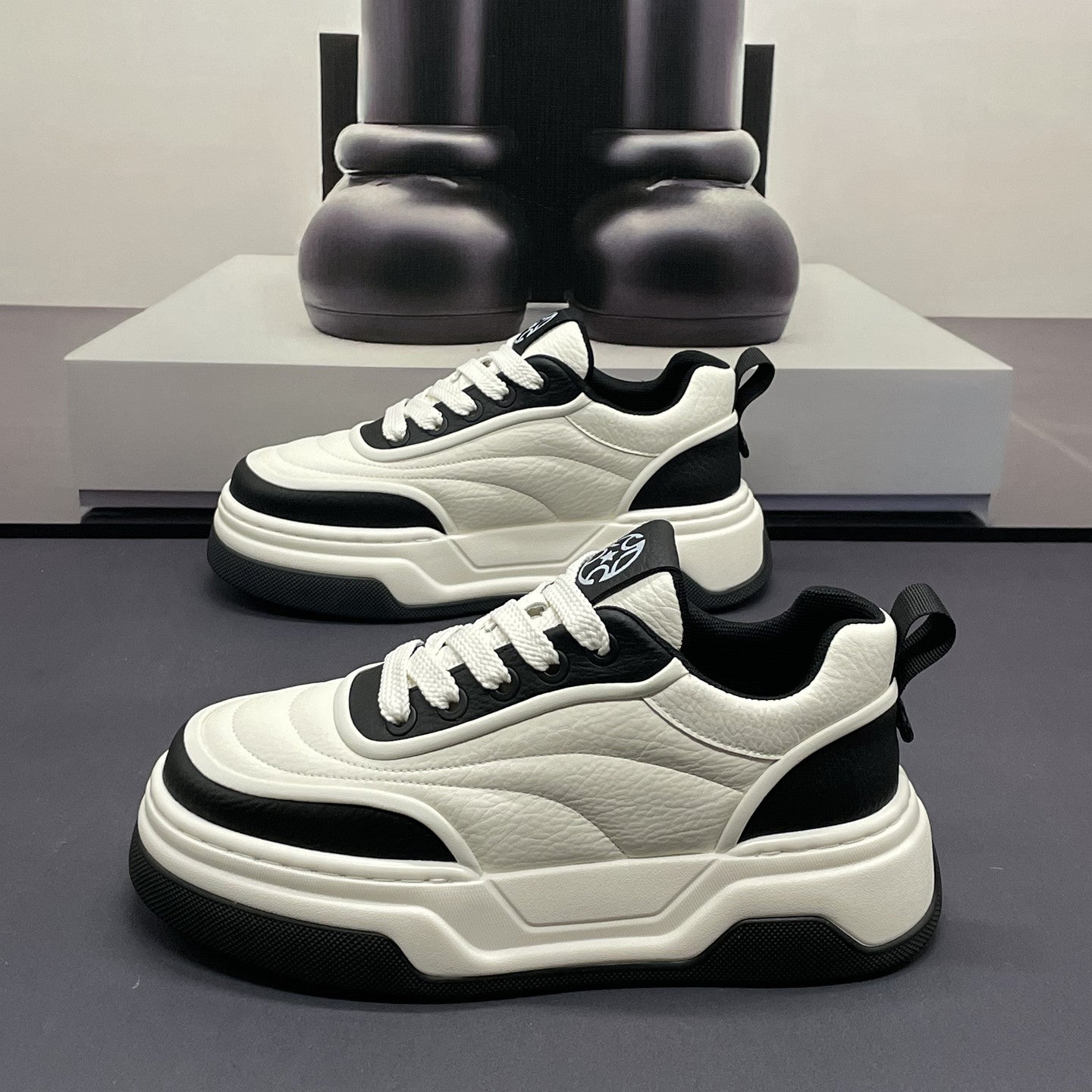 Men & Women Chunky Sneakers – Fashion Thick Sole Casual Platform Shoes for Daily Wear