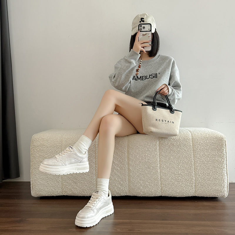 Women’s Platform Sneakers – Stylish Casual Shoes for Everyday Wear    Designed to elevate your height and your style — perfect for daily outfits, commuting, and city life.