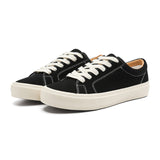 Classic Canvas Sneakers – Everyday Casual Shoes for Daily Comfort  A clean, timeless sneaker designed to match every outfit and every day.