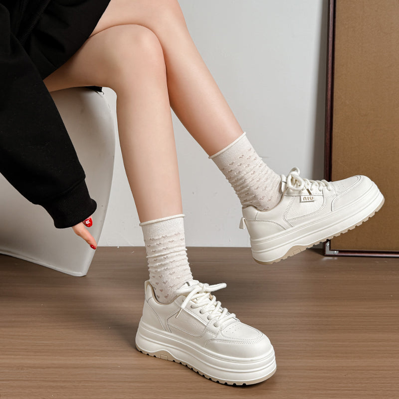 Women’s Platform Sneakers – Minimal Thick Sole Casual Shoes for Daily Wear  Clean lines. Soft tones.Designed for effortless everyday style.
